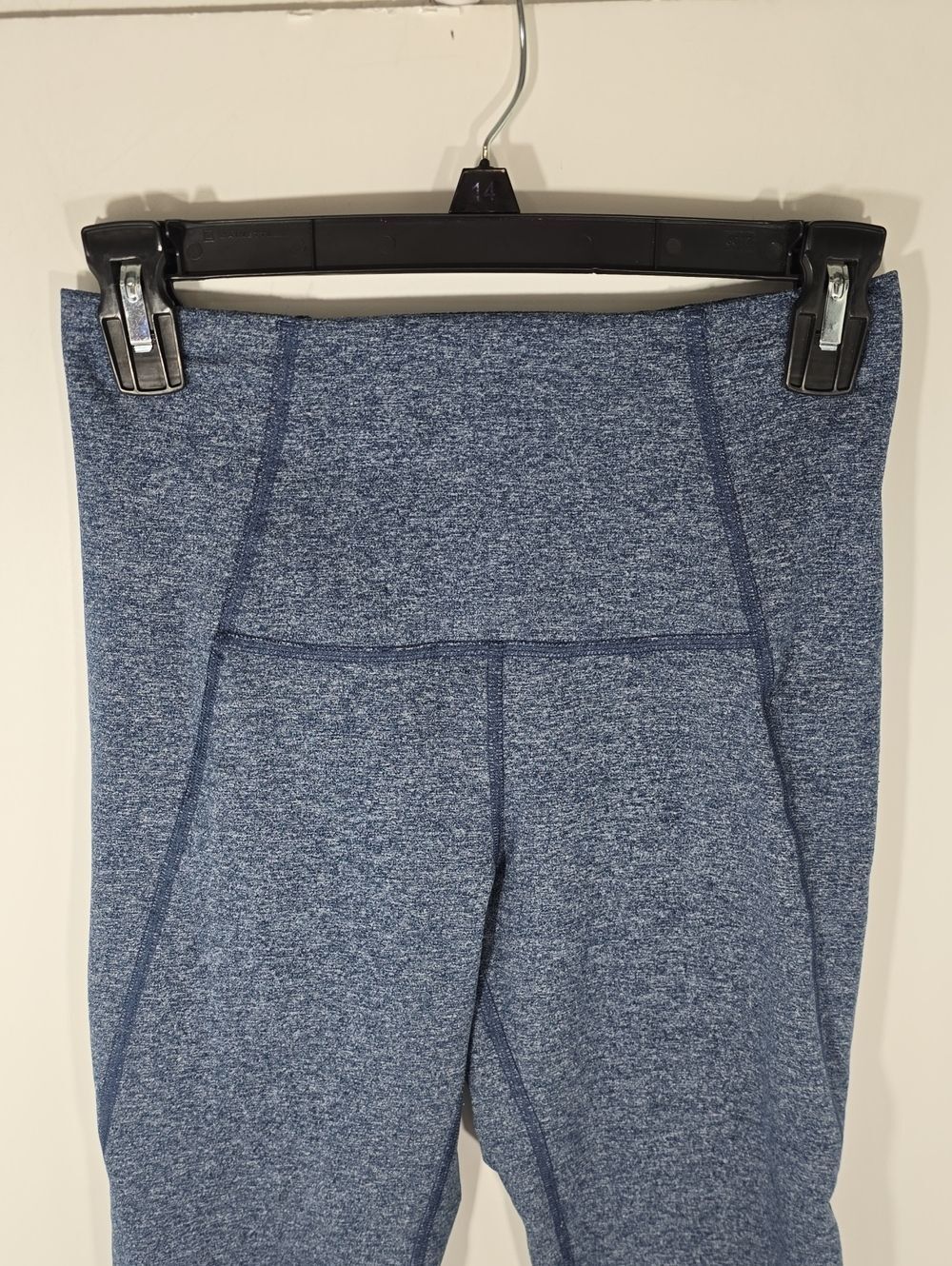 {LNDR} The Sunday 8/8 Leggings in Carbon Marl - Size SMALL - Picture 3 of 9
